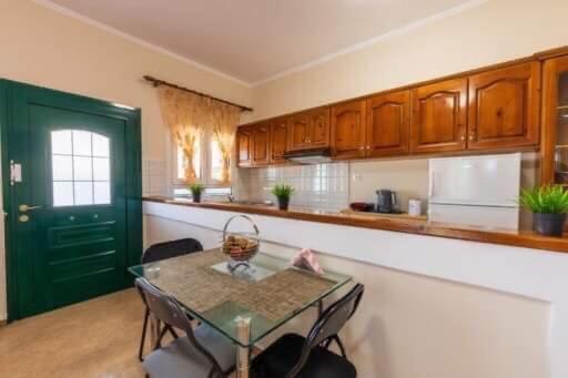 Sofis Private House With Big Garden Apartamento Alykes Potamou Exterior foto